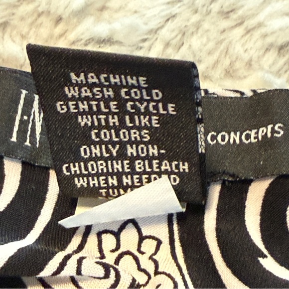 INC International Concepts Black and White Paisley High-Low Dress - Picture 11 of 12